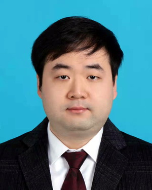 邹崴柯.jpg